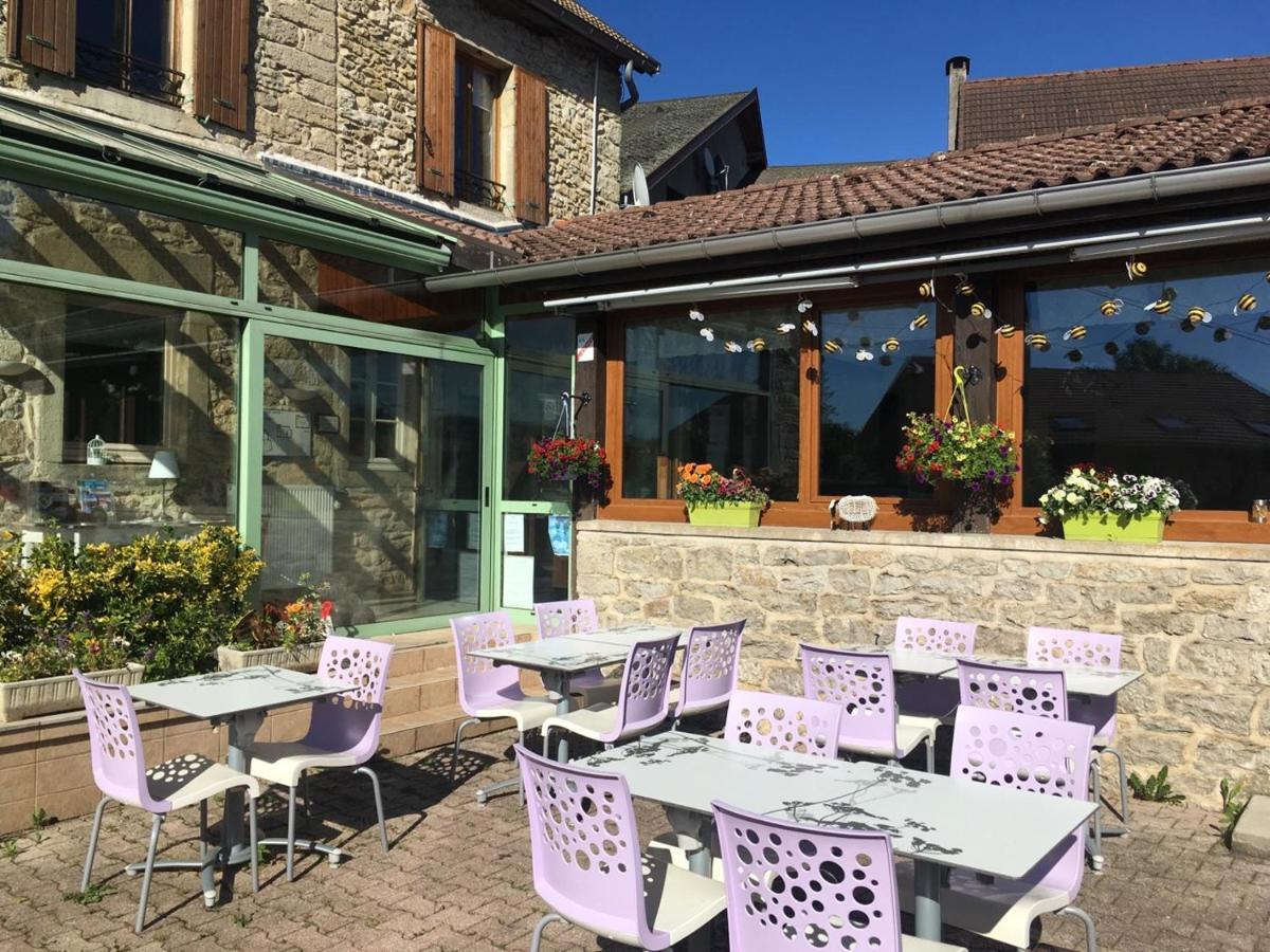 Auberge à la Vieille Cure Arandas Extérieur photo